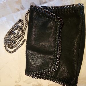 Elegant Black Crossbody Bag